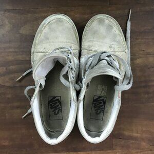Women's Well Worn Vans White Classic Canvas Sneakers Size 5